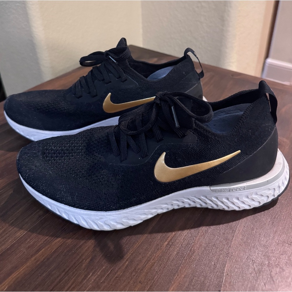 Nike Epic React Flyknit | Size 8 | Black and Gold Running Shoes